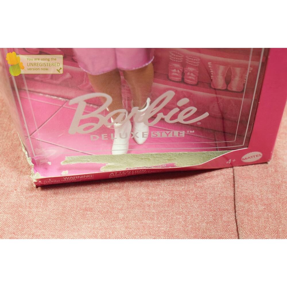 Barbie Deluxe Style 11" Doll #1 in Glossy Pink - Picture 3 of 6
